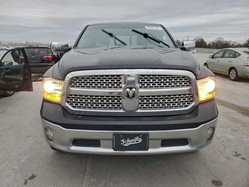 Photo 5 from auction – 2014 RAM 1500 LARAM with VIN 1C6RR7JTXES126769