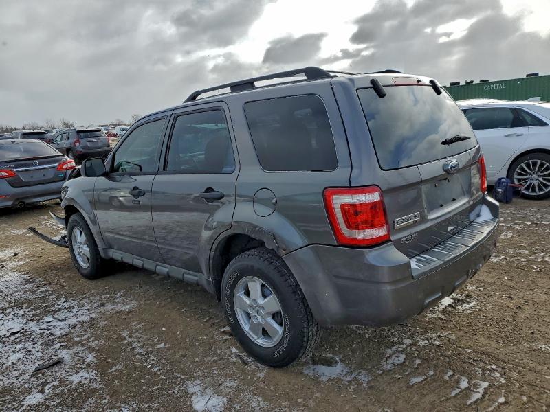 Photo 2 from auction – 2010 FORD ESCAPE XLT with VIN 1FMCU0D7XAKB09592
