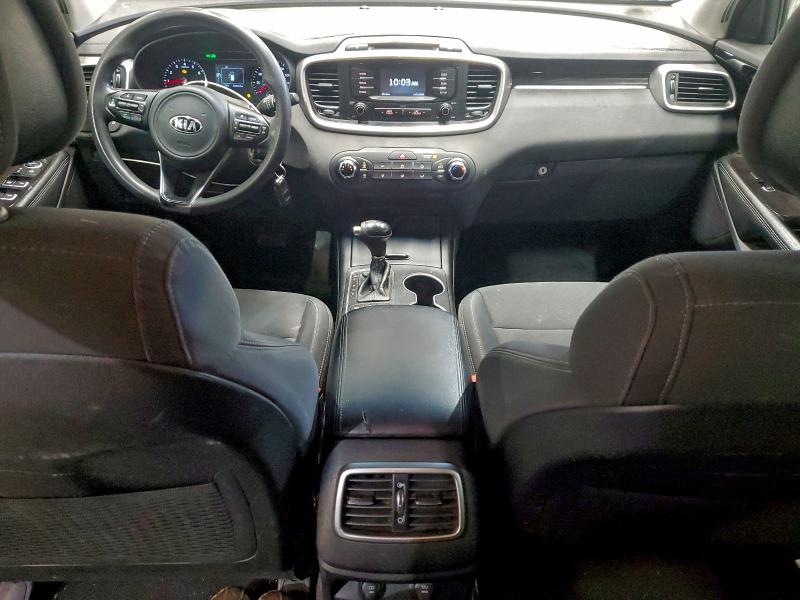 Photo 8 from auction – 2017 KIA SORENTO LX with VIN 5XYPGDA53HG213705