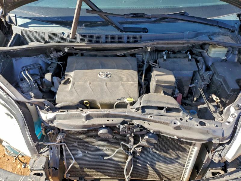 Photo 12 from auction – 2015 TOYOTA SIENNA XLE with VIN 5TDYK3DC4FS532876