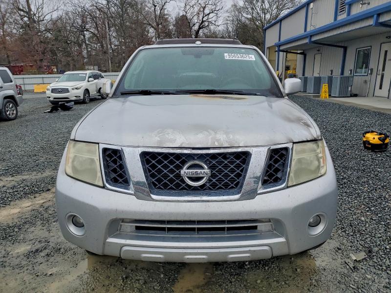 Photo 5 from auction – 2011 NISSAN PATHFINDER with VIN 5N1AR1NB9BC620434