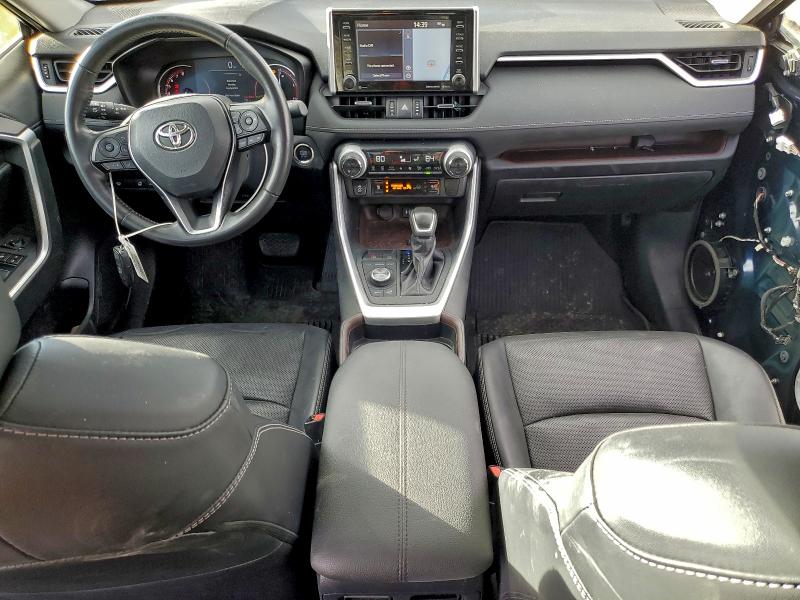 Photo 8 from auction – 2019 TOYOTA RAV4 LIMIT with VIN 2T3N1RFV7KC010681