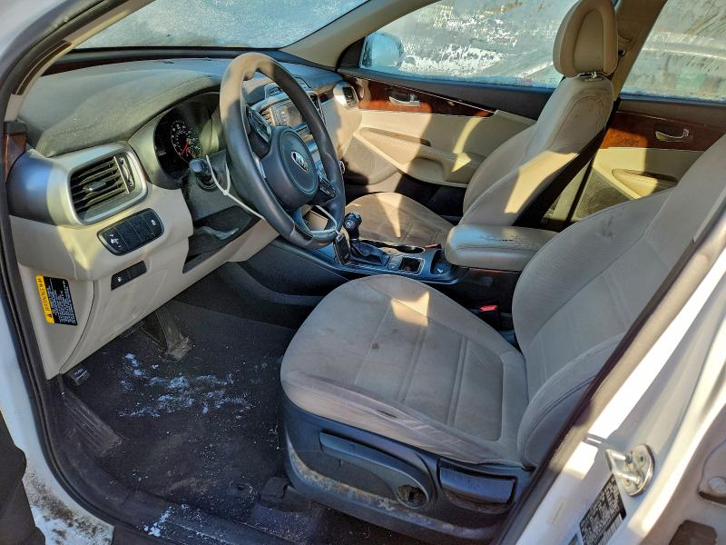 Photo 7 from auction – 2016 KIA SORENTO LX with VIN 5XYPG4A50GG035752