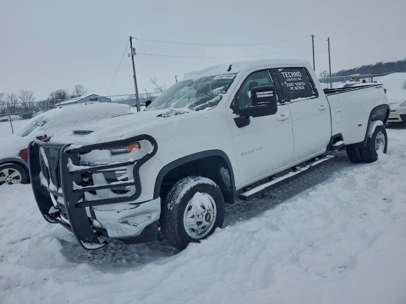 CHEVROLET SILVERADO 2021 with VIN 1GC4YTEY3MF294457 - Photo from auction