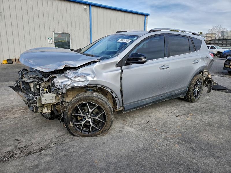 TOYOTA RAV4 SE 2017 with VIN 2T3NFREV1HW350922 - Photo from auction