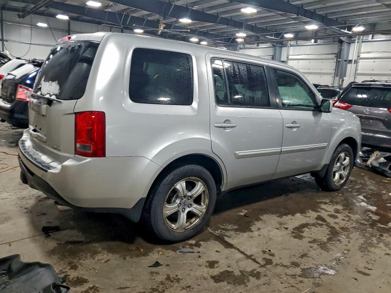 Photo 3 from auction – 2012 HONDA PILOT EXL with VIN 5FNYF4H62CB031824