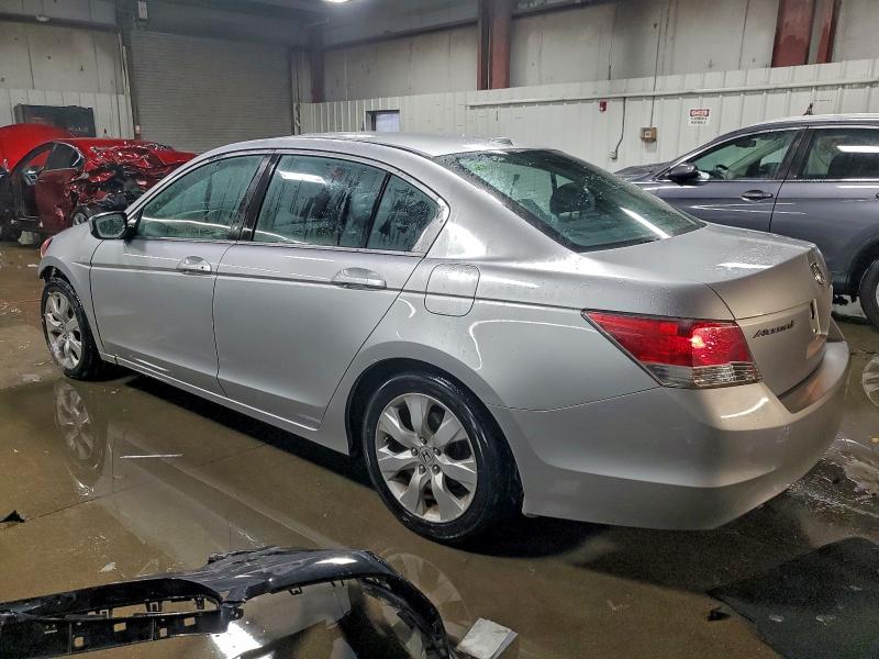 Photo 2 from auction – 2010 HONDA ACCORD EXL with VIN 1HGCP2F83AA086340