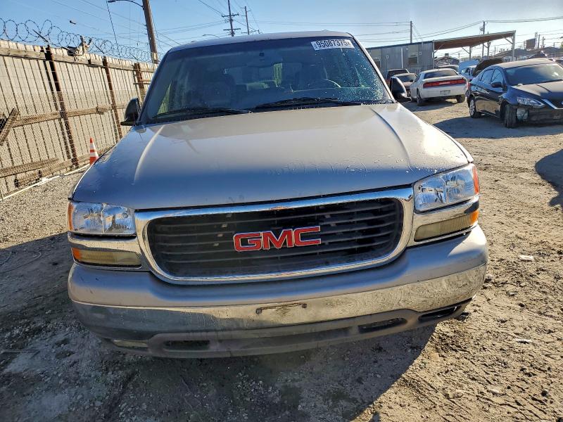 Photo 5 from auction – 2004 GMC YUKON with VIN 1GKEC13V64R280085