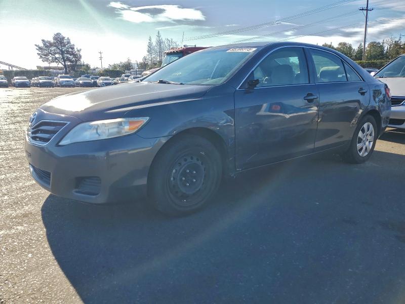 TOYOTA CAMRY BASE 2011 with VIN 4T1BF3EK6BU221032 - Photo from auction