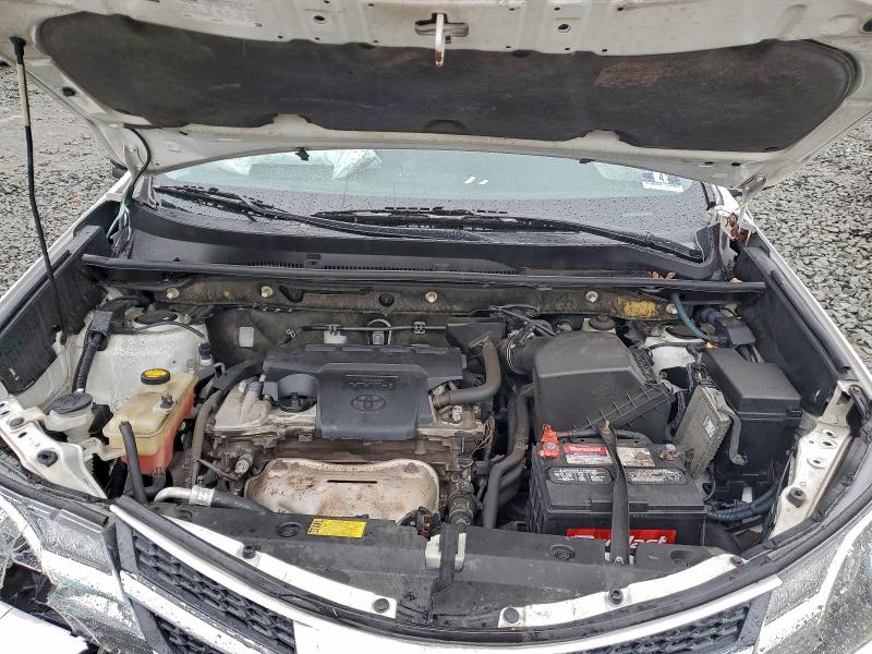 Photo 11 from auction – 2013 TOYOTA RAV4 with VIN JTMBFREV0DD023535