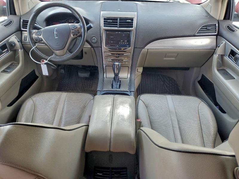 Photo 8 from auction – 2011 LINCOLN MKX with VIN 2LMDJ8JK5BBJ15451
