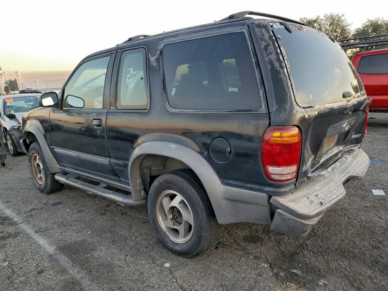 Photo 2 from auction – 1998 FORD EXPLORER with VIN 1FMYU22E1WUD12272