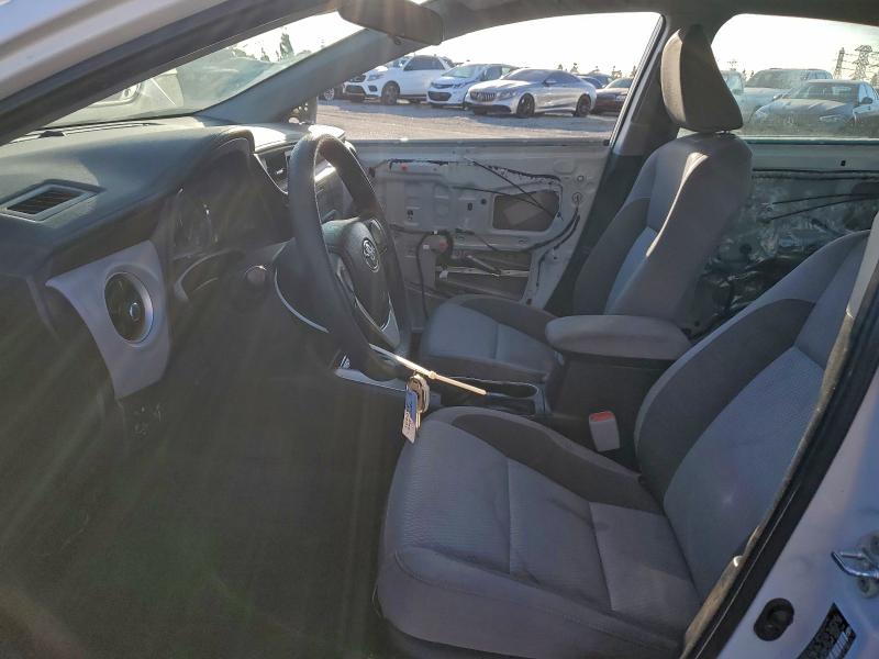 Photo 7 from auction – 2018 TOYOTA COROLLA with VIN 5YFBURHE9JP780718