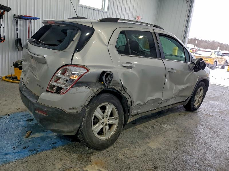 Photo 3 from auction – 2016 CHEVROLET TRAX 1LT with VIN 3GNCJLSB4GL254356