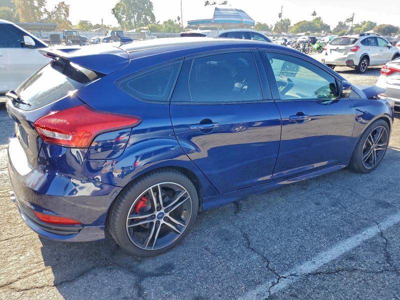 Photo 3 from auction – 2016 FORD FOCUS ST with VIN 1FADP3L9XGL405712