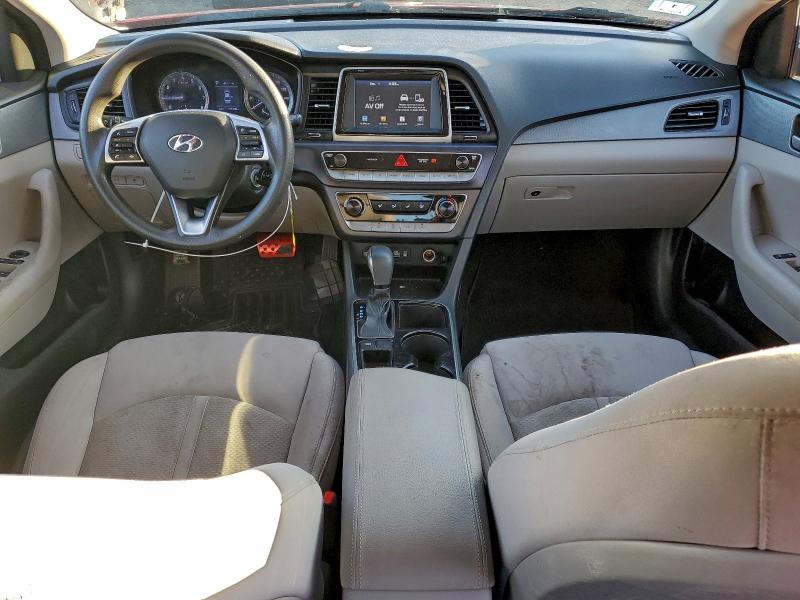 Photo 8 from auction – 2019 HYUNDAI SONATA SE with VIN 5NPE24AF9KH772254