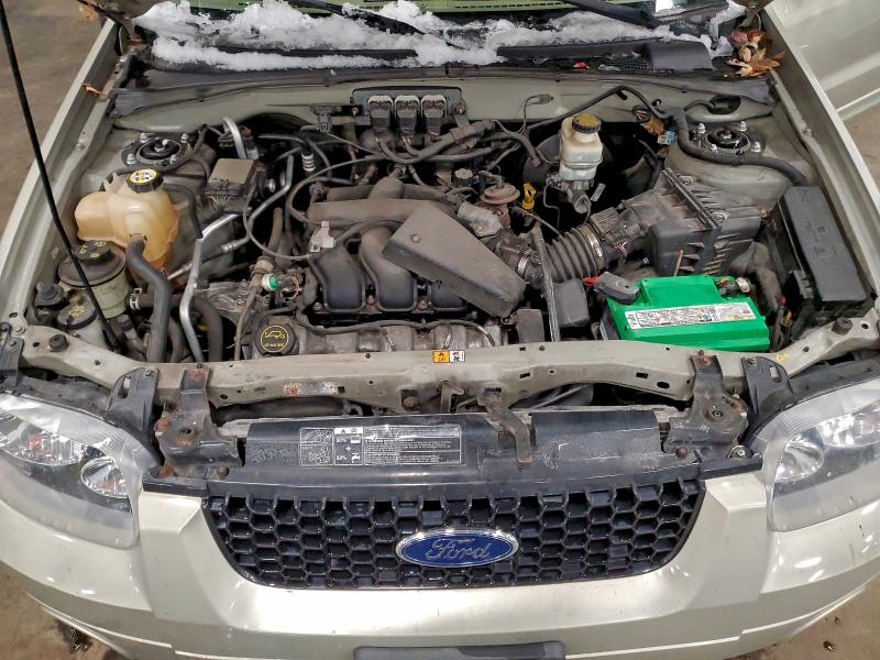 Photo 12 from auction – 2005 FORD ESCAPE LIM with VIN 1FMCU94155KA43491