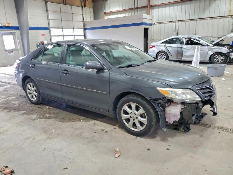 Photo 4 from auction – 2011 TOYOTA CAMRY with VIN 4T1BF3EK4BU194168
