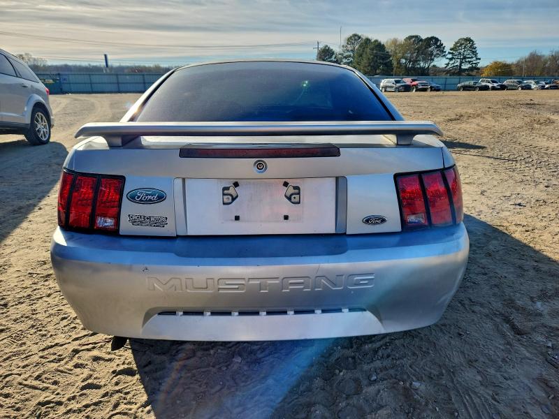 Photo 6 from auction – 2001 FORD MUSTANG with VIN 1FAFP40481F239672