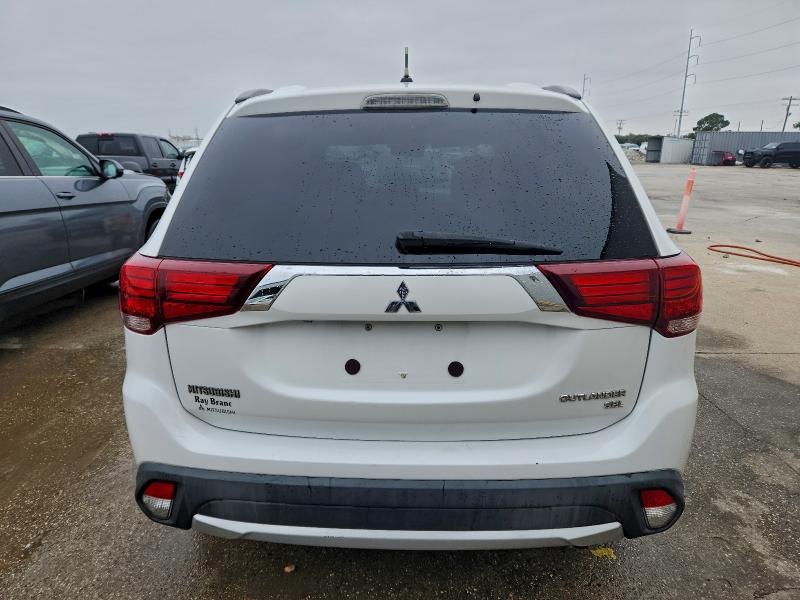Photo 6 from auction – 2016 MITSUBISHI OUTLANDER with VIN JA4AD3A37GZ037565
