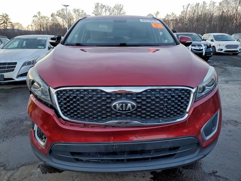 Photo 5 from auction – 2017 KIA SORENTO with VIN 5XYPGDA3XHG284267