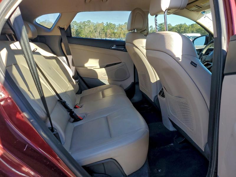 Photo 11 from auction – 2016 HYUNDAI TUCSON LIM with VIN KM8J33A21GU121888