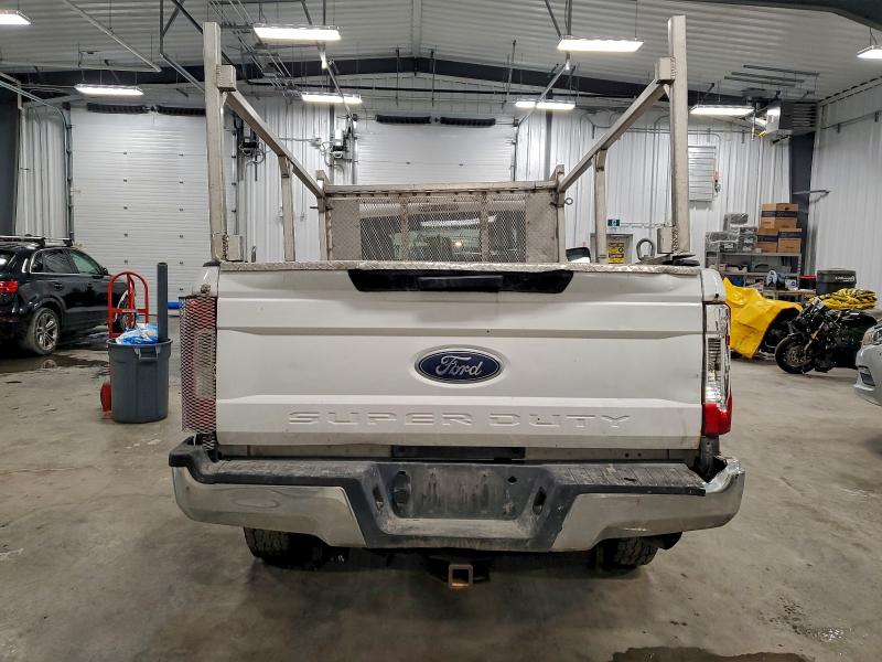 Photo 6 from auction – 2016 FORD F250 SUPER with VIN 1FTBF2B68GEC19581
