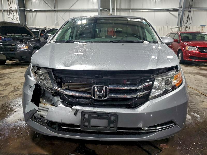 Photo 5 from auction – 2016 HONDA ODYSSEY with VIN 5FNRL5H69GB101683