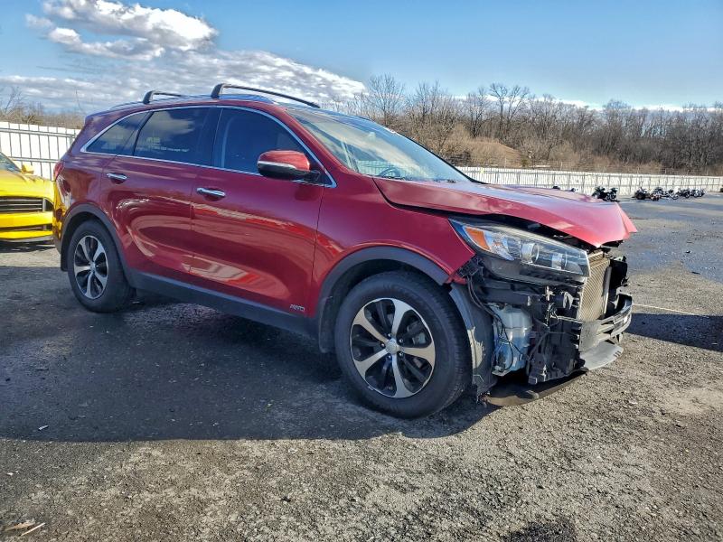 Photo 4 from auction – 2016 KIA SORENTO EX with VIN 5XYPHDA12GG125706