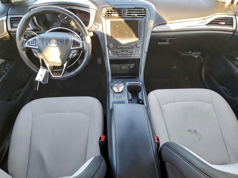 Photo 8 from auction – 2019 FORD FUSION SE with VIN 3FA6P0HD1KR285667