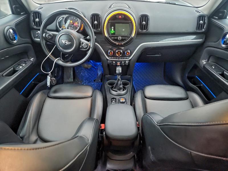 Photo 8 from auction – 2018 MINI COOPER S C with VIN WMZYT3C32J3E00520