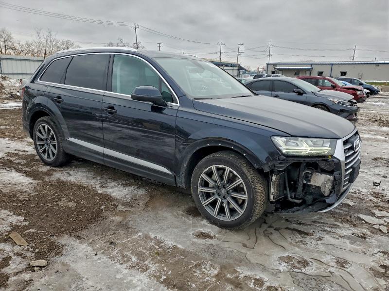 Photo 4 from auction – 2018 AUDI Q7 PREMIUM with VIN WA1LAAF79JD004167