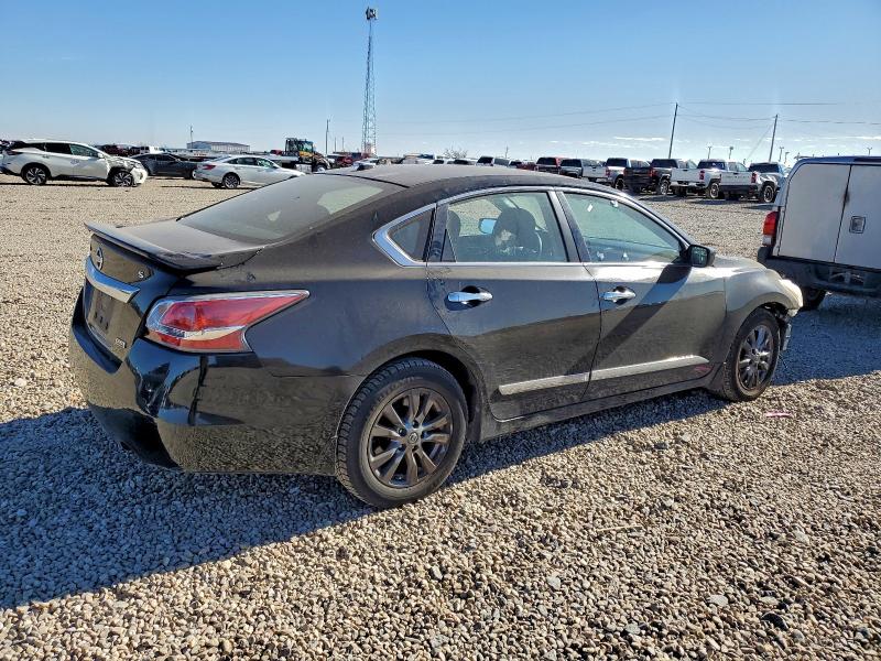 Photo 3 from auction – 2015 NISSAN ALTIMA 2.5 with VIN 1N4AL3AP2FN917970