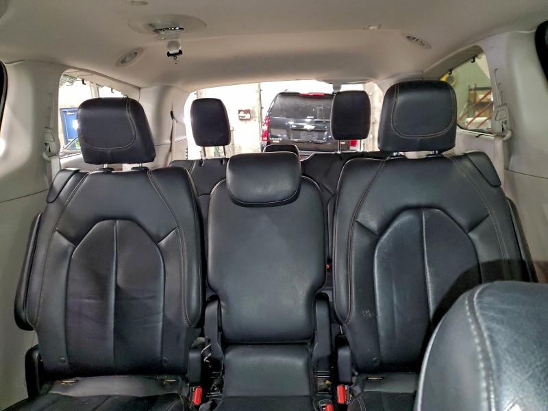 Photo 10 from auction – 2017 CHRYSLER PACIFICA T with VIN 2C4RC1BG4HR542346