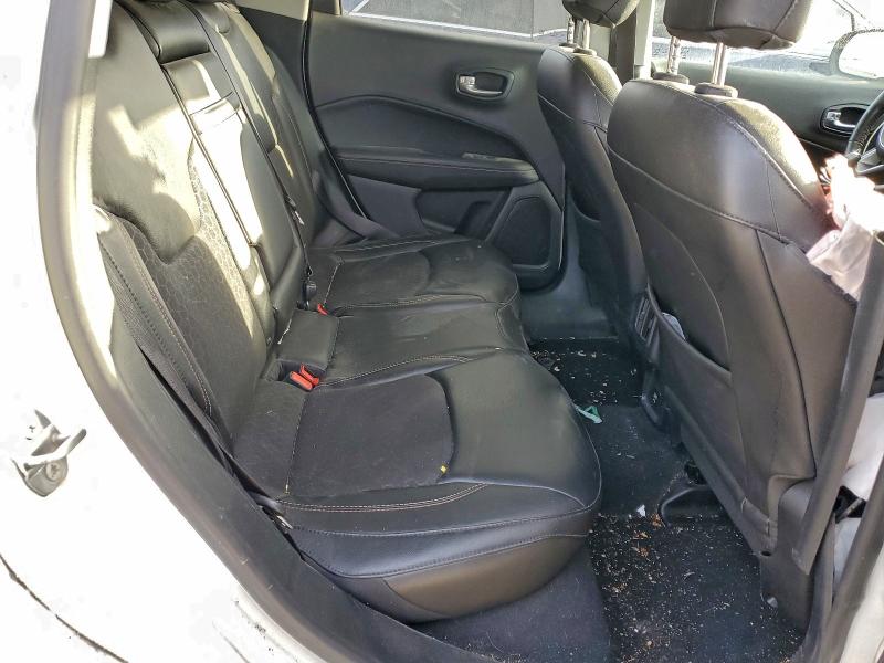 Photo 11 from auction – 2018 JEEP COMPASS LA with VIN 3C4NJDBB1JT349715
