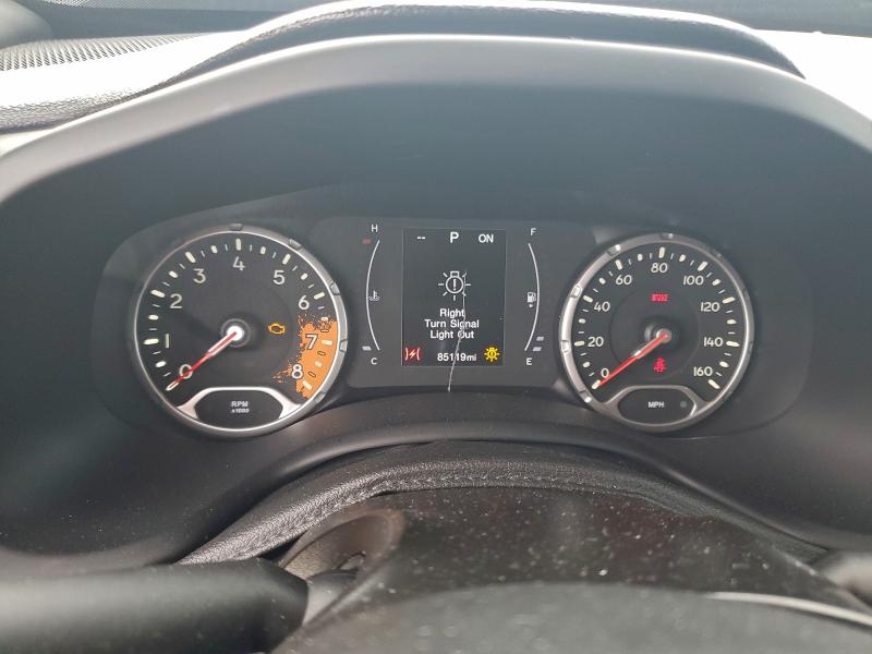 Photo 9 from auction – 2018 JEEP RENEGADE L with VIN ZACCJABB0JPJ54831