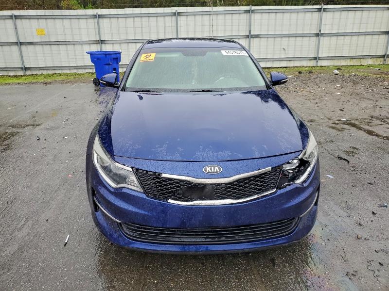 Photo 5 from auction – 2017 KIA OPTIMA with VIN 5XXGT4L32HG144498