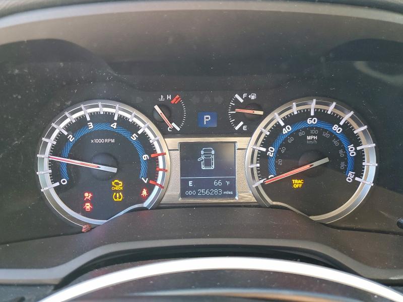 Photo 9 from auction – 2015 TOYOTA 4RUNNER SR with VIN JTEZU5JR1F5097450