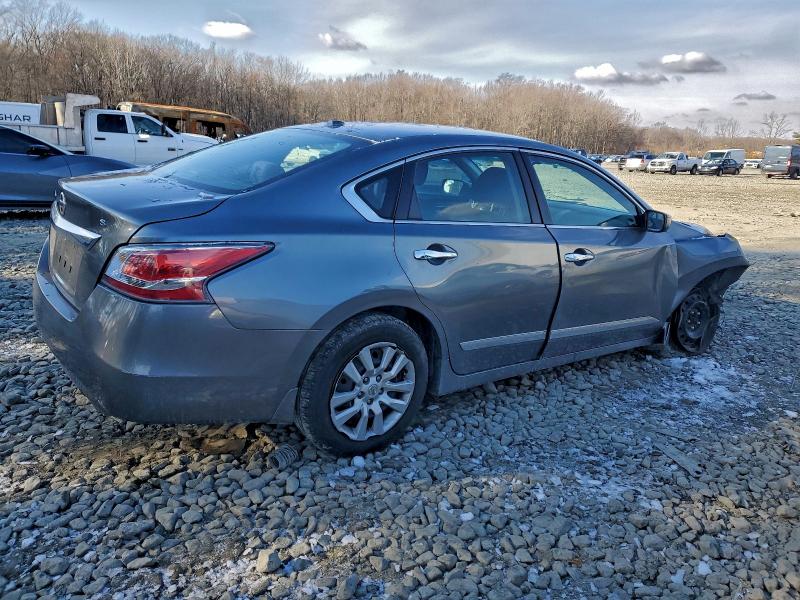 Photo 3 from auction – 2015 NISSAN ALTIMA 2.5 with VIN 1N4AL3AP3FC104195