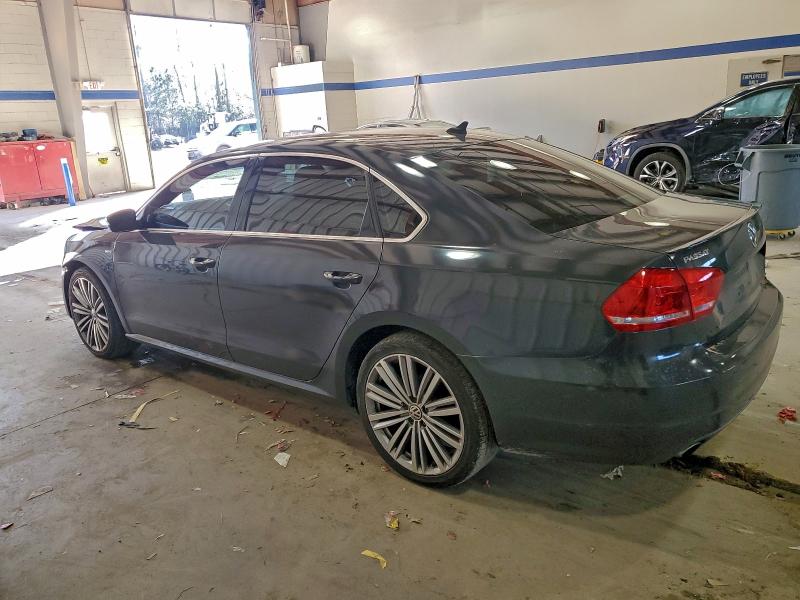 Photo 2 from auction – 2014 VOLKSWAGEN PASSAT SE with VIN 1VWBT7A37EC082023