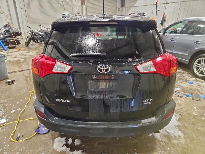 Photo 6 from auction – 2015 TOYOTA RAV4 XLE with VIN 2T3RFREV7FW360319