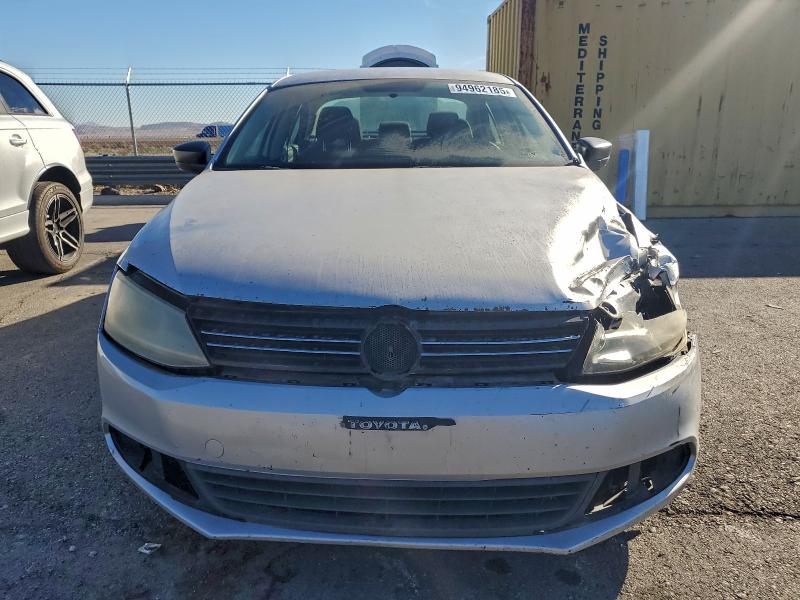 Photo 5 from auction – 2011 VOLKSWAGEN JETTA BASE with VIN 3VW2K7AJ4BM340591