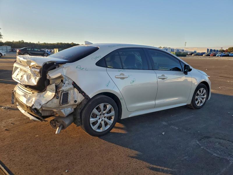 Photo 3 from auction – 2021 TOYOTA COROLLA LE with VIN JTDEPMAEXMJ132489