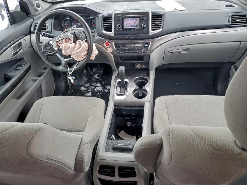 Photo 8 from auction – 2019 HONDA PILOT LX with VIN 5FNYF6H1XKB048062