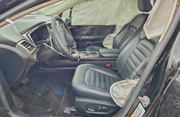 Photo 7 from auction – 2017 FORD FUSION SE with VIN 3FA6P0HD6HR340395