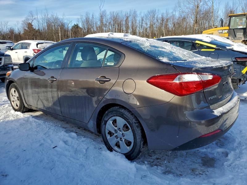 Photo 2 from auction – 2014 KIA FORTE LX with VIN KNAFK4A63E5068427