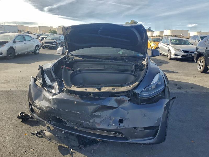 Photo 5 from auction – 2024 TESLA MODEL Y with VIN 7SAYGDEE6RA233289