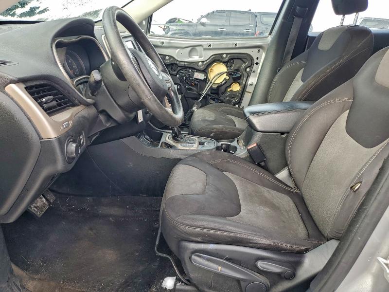 Photo 7 from auction – 2015 JEEP CHEROKEE S with VIN 1C4PJLABXFW553404