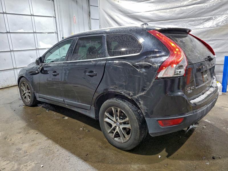 Photo 2 from auction – 2010 VOLVO XC60 T6 with VIN YV4992DZ2A2024790