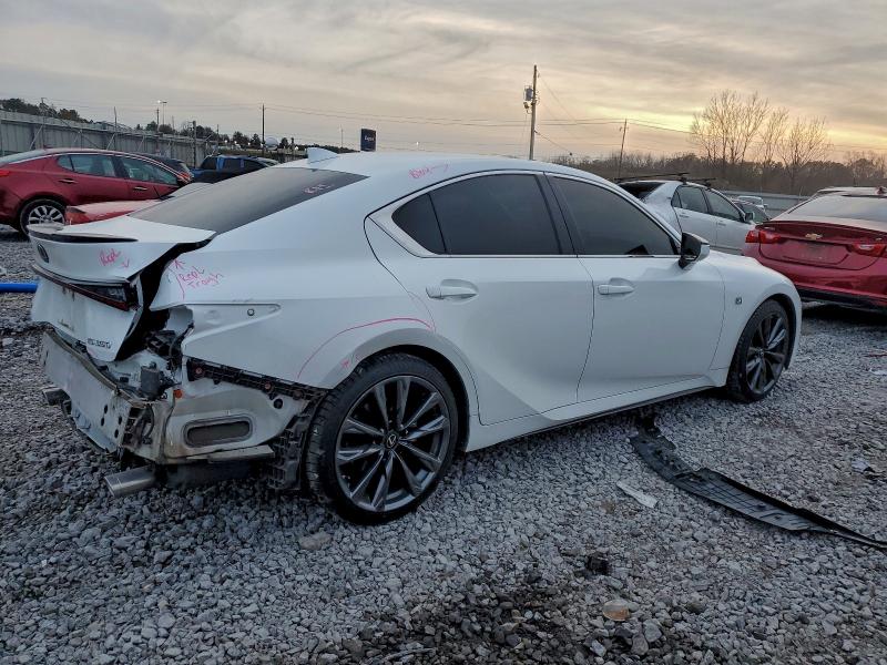 Photo 3 from auction – 2021 LEXUS IS with VIN JTHGZ1B23M5040377